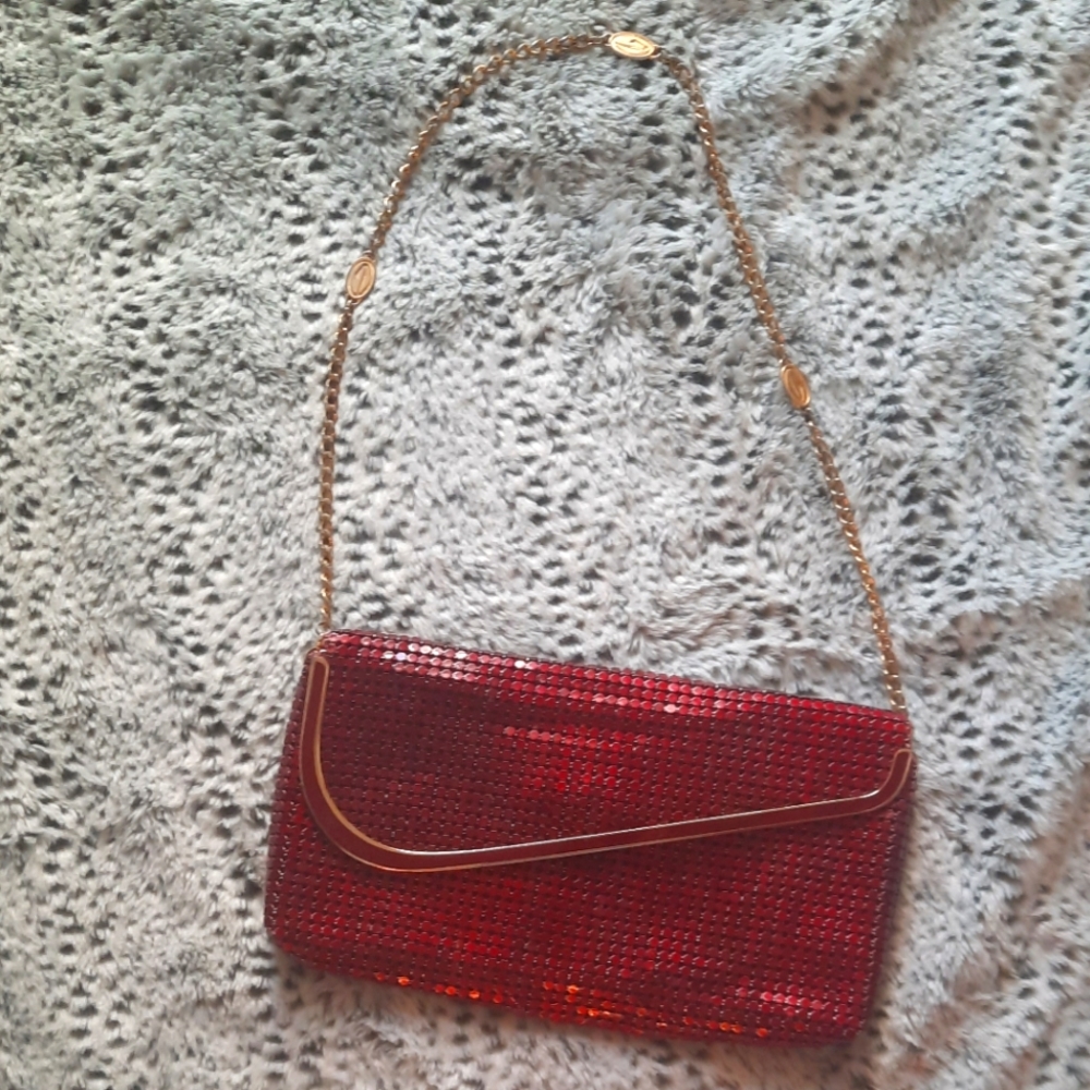 GLOMESH RED AND GOLD CLUTCH PURSE